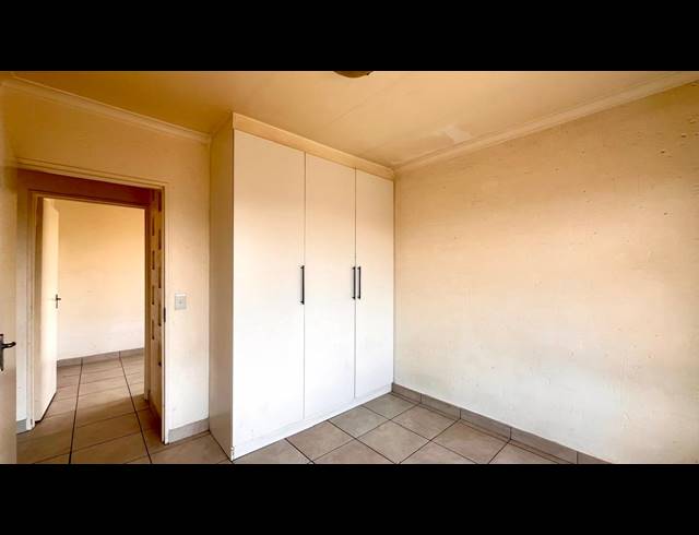 4 BEDROOM HOUSE FOR SALE IN DALPARK EXT 1
